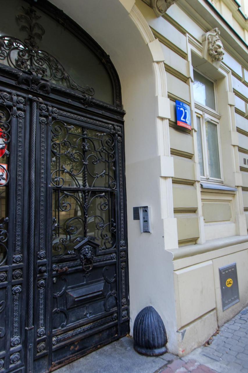 Rental Apartments Wilcza Warsaw Exterior photo